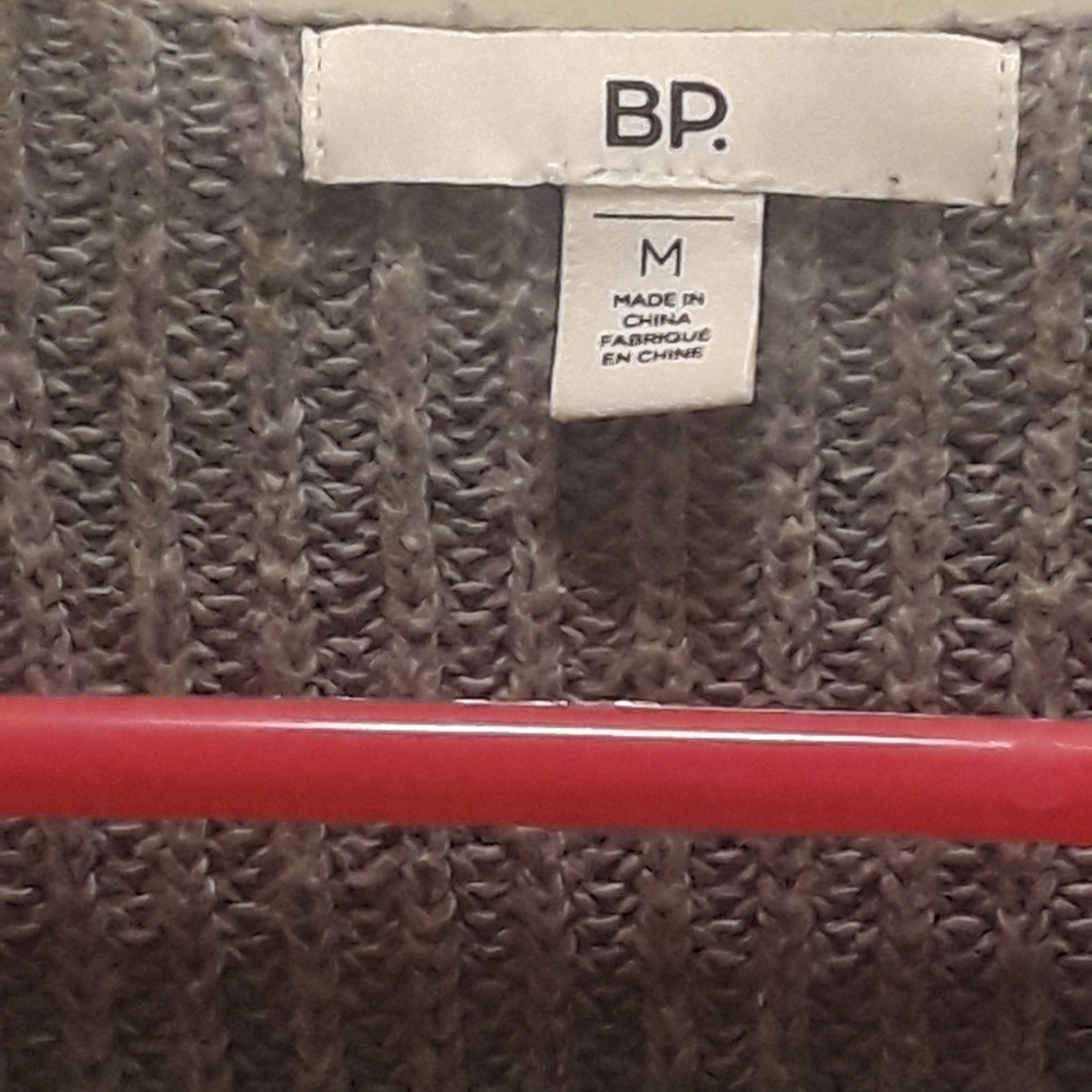 Sweater - Picture 3 of 3